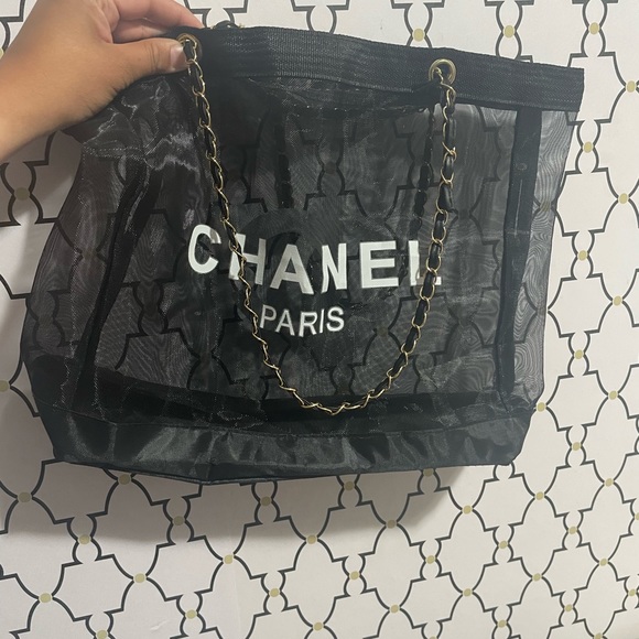 Last one! 😱 Black mesh shopper tote - Picture 2 of 4